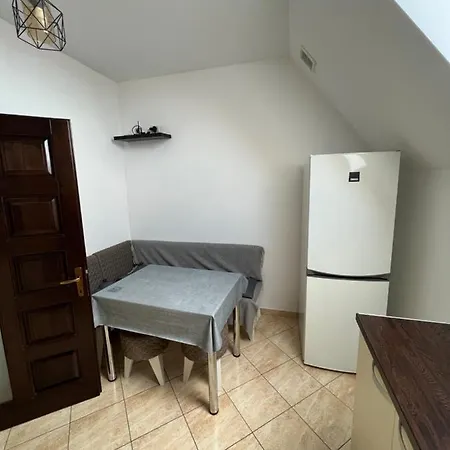 Un Apartament Deosebit, Aerisit, Ultracentral. Radauti Exterior photo