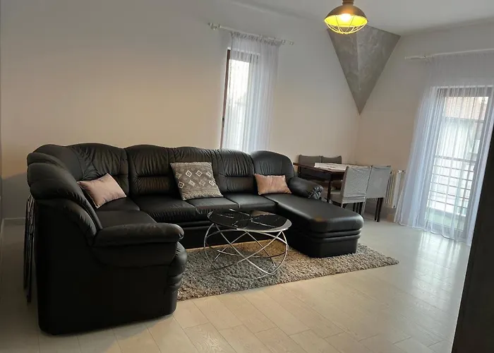 Un Apartament Deosebit, Aerisit, Ultracentral.