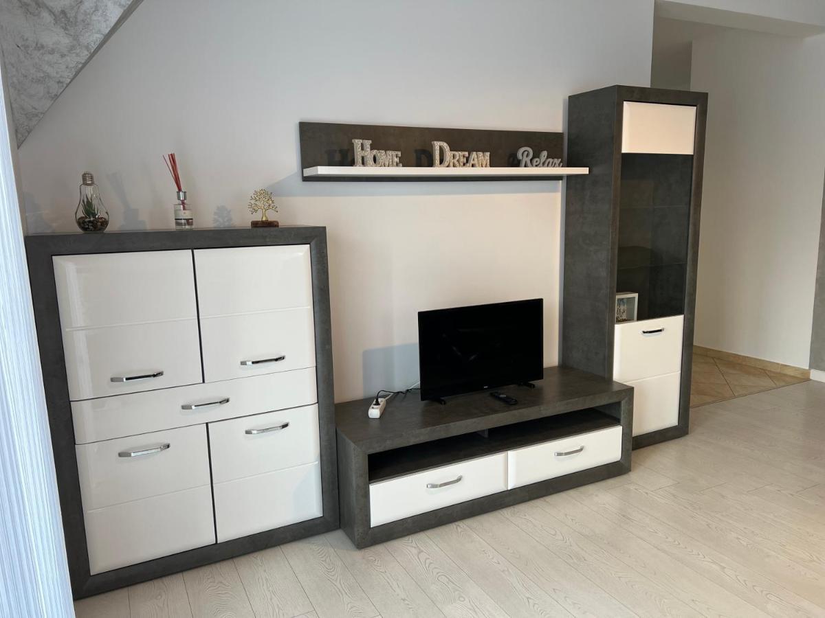 Un Deosebit, Aerisit, Ultracentral. Apartment
